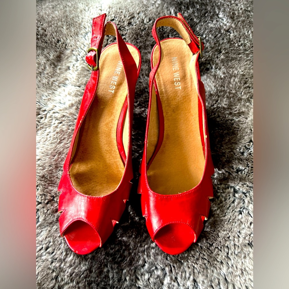 Nine West pinup style heels size 10 (fits 9.5)